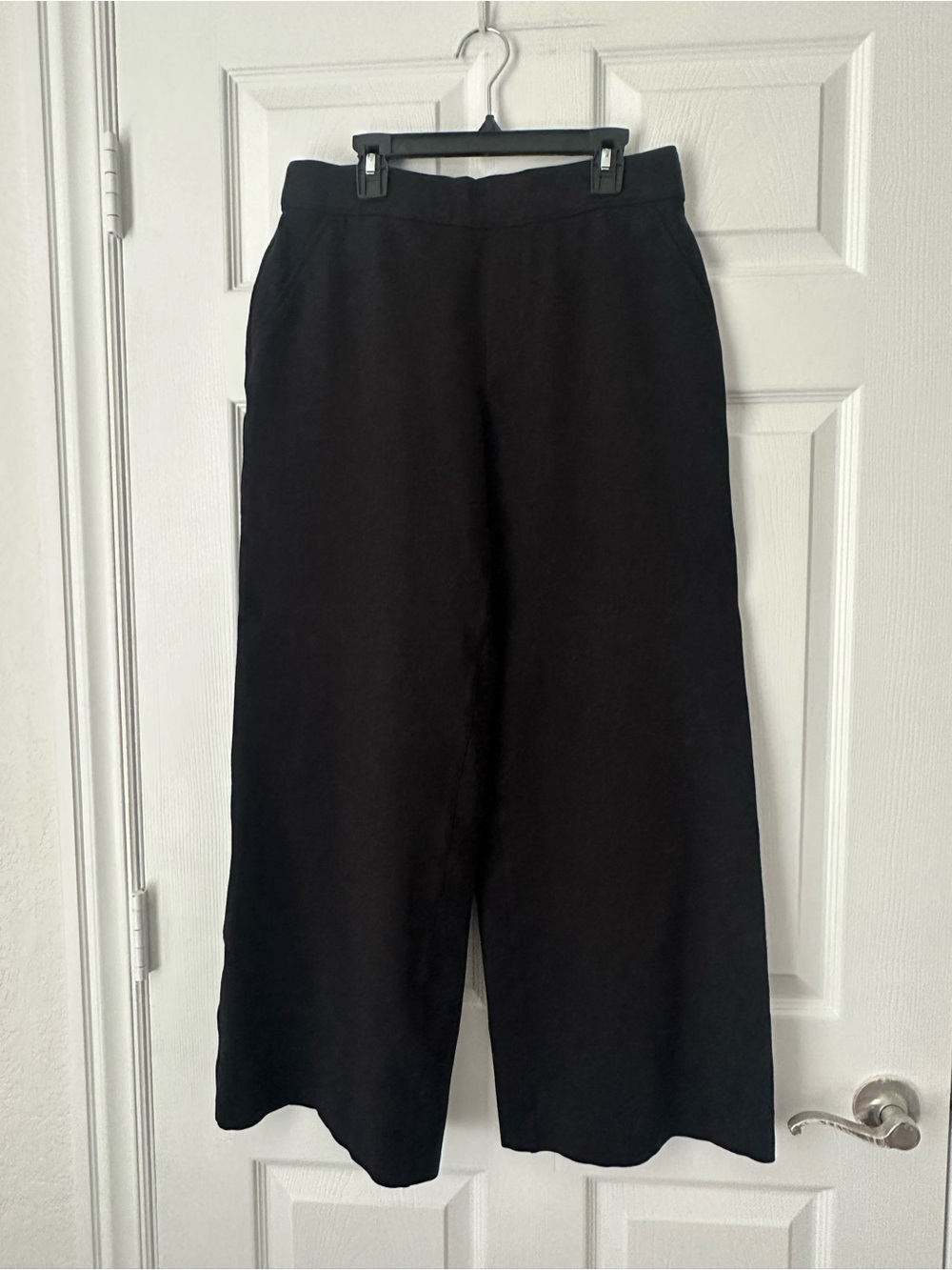 Spanx Midrise Wide Leg Crop Pants Medium